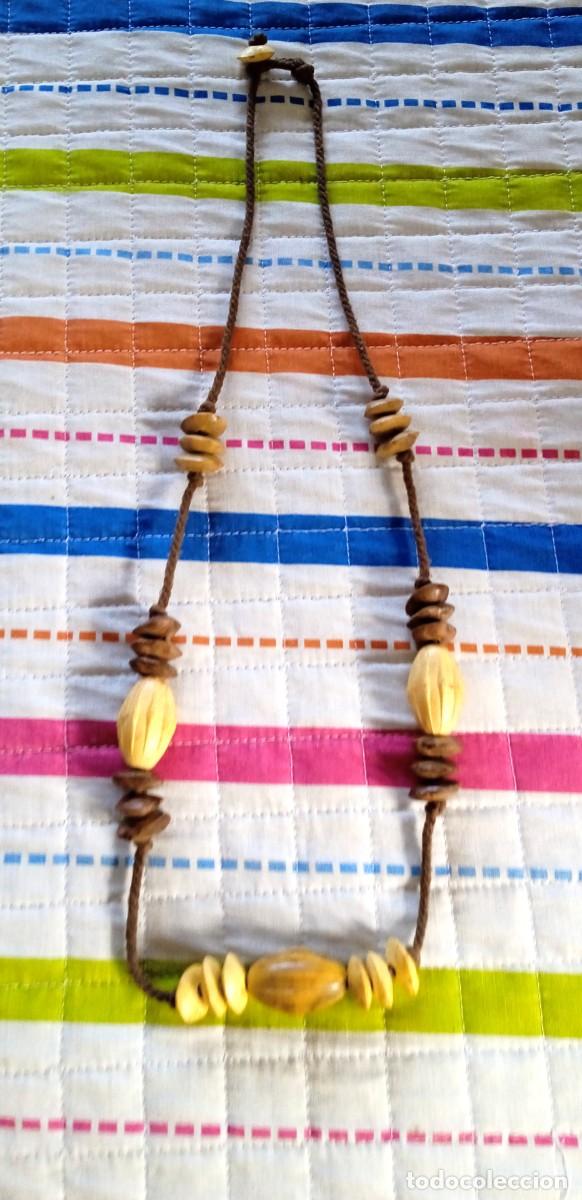 Vintage: COLLAR DE LOS A&Ntilde;OS 80-NO ES DE MADERA - Foto 1
