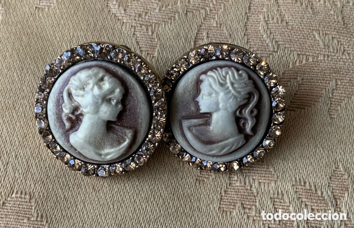 Vintage: PENDIENTES CAMAFEO CON PEDRERIA ALREDEDOR