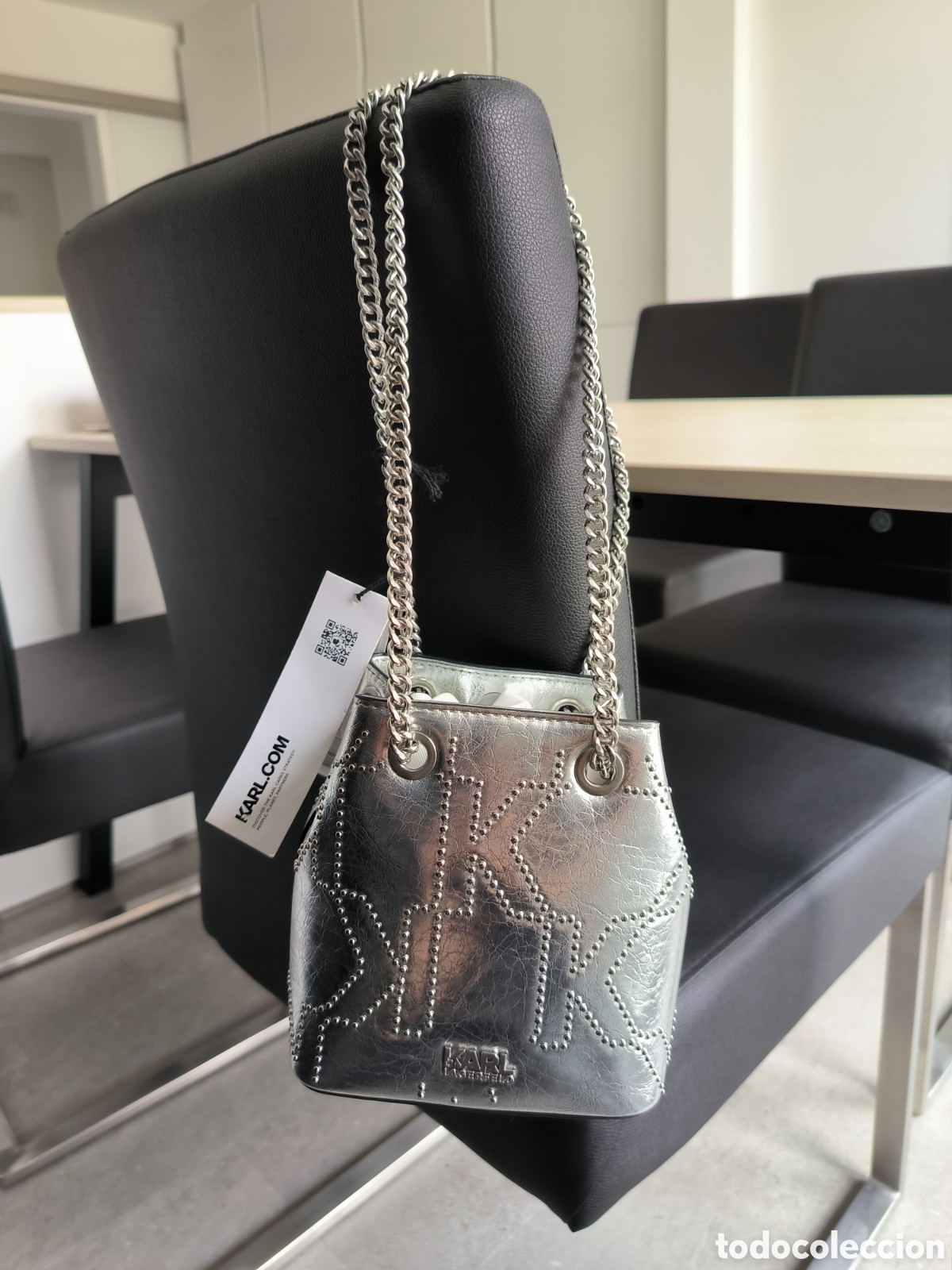 Vintage: Karl Lagerfeld k/festive small bucket bag NUEVO.