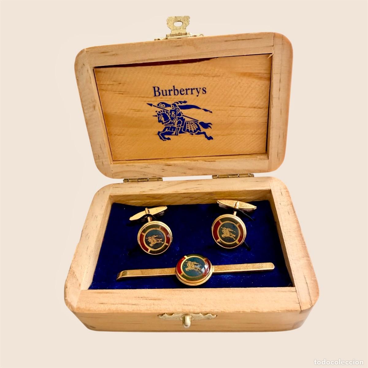 Vintage: Juego gemelos y pasador corbata Burberry vintage 1980s esmaltado caballero ecuestre con caja