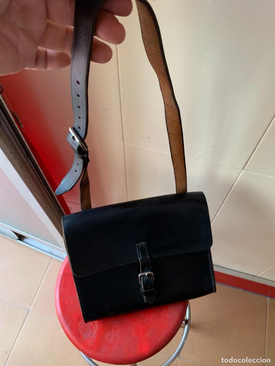 Vintage: cartera de colegio cuero negro a estrenar
