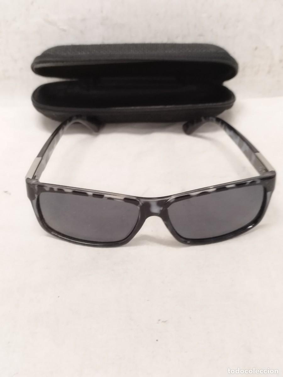 Vintage: Gafas de sol Vibes con su funda. De leopardo gris.