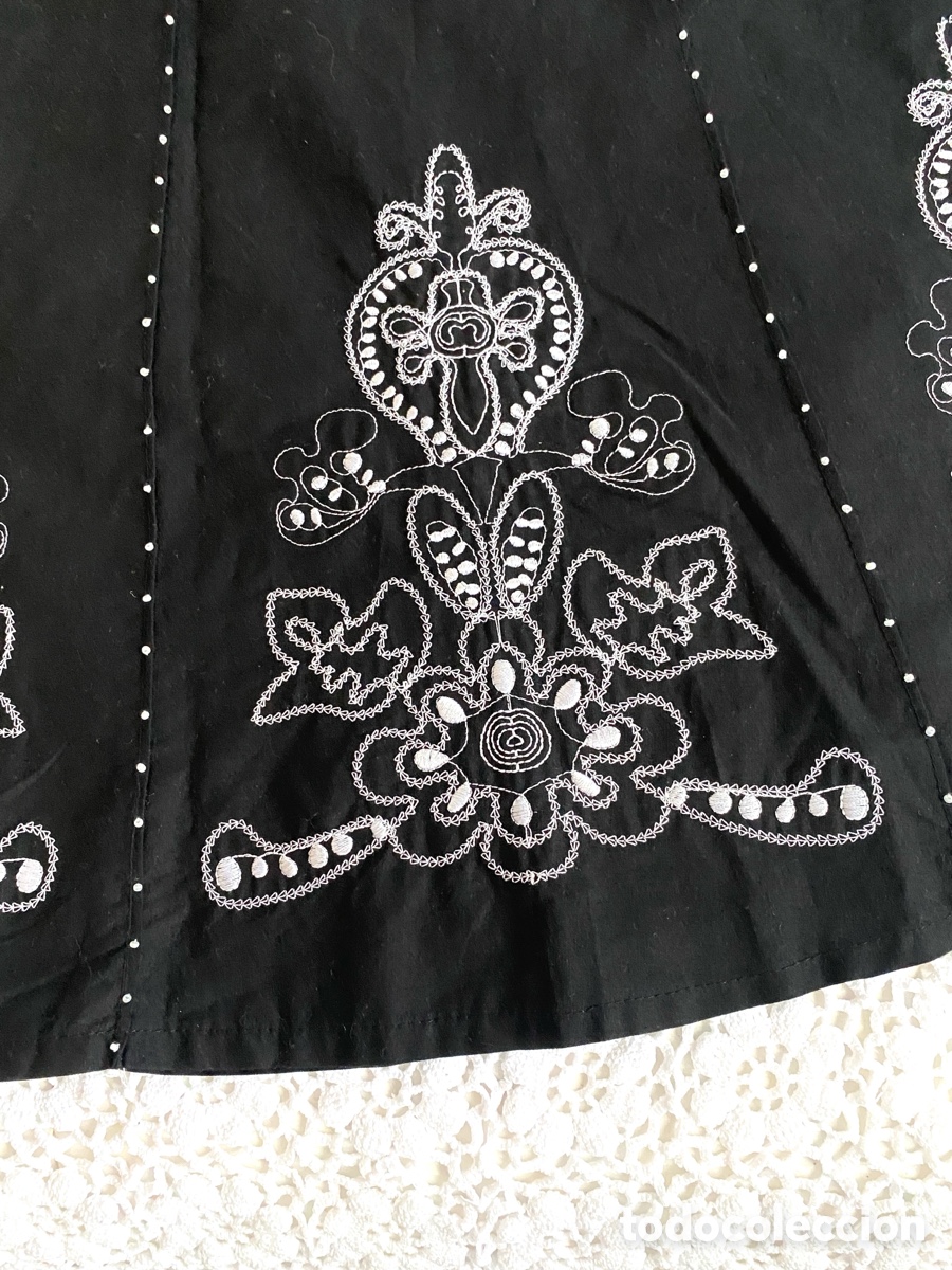 Vintage: Falda negra vintage bordada - Foto 2