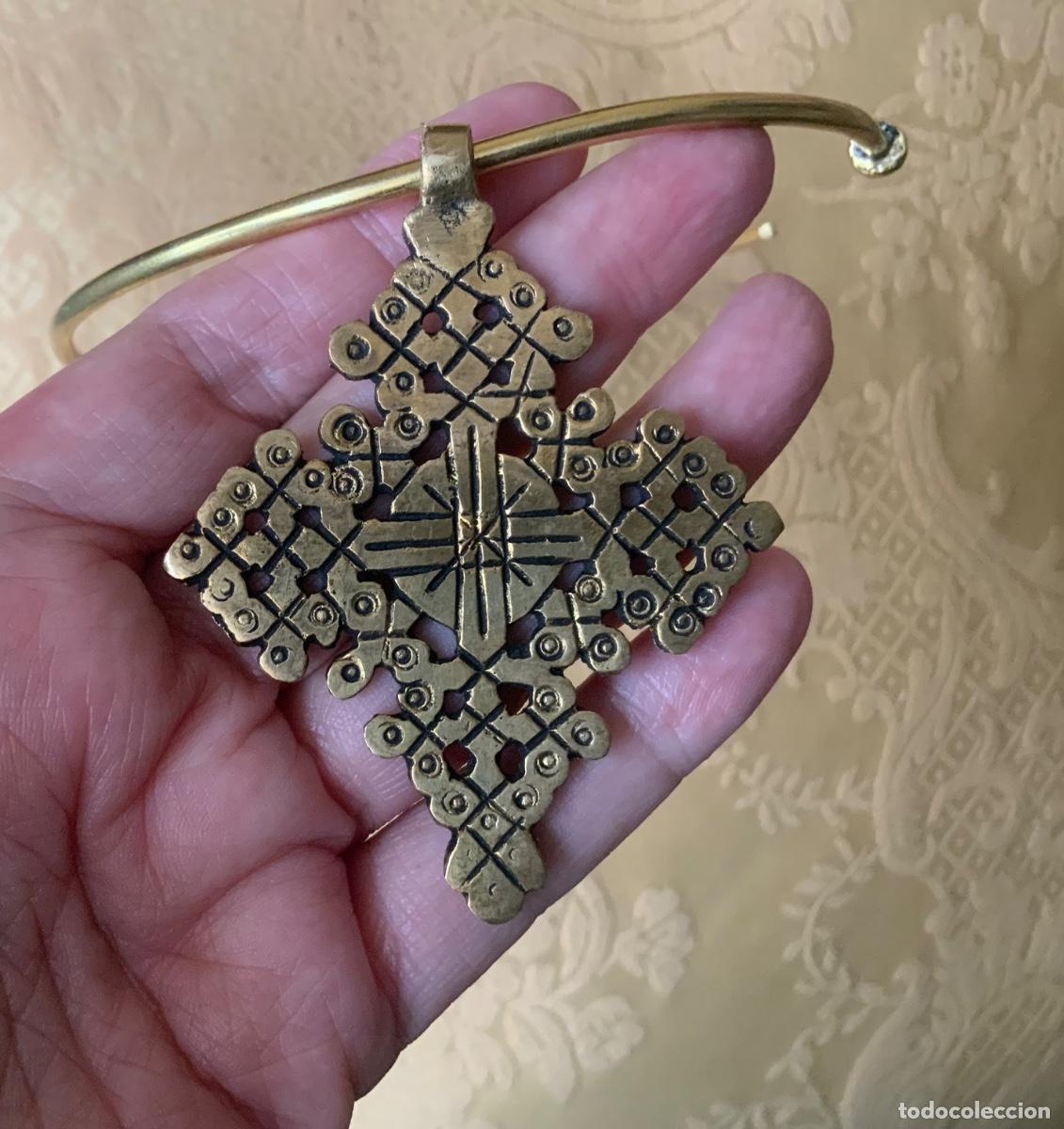 Vintage: COLGANTE BRONCE CRUZ COPTA AFRICANA