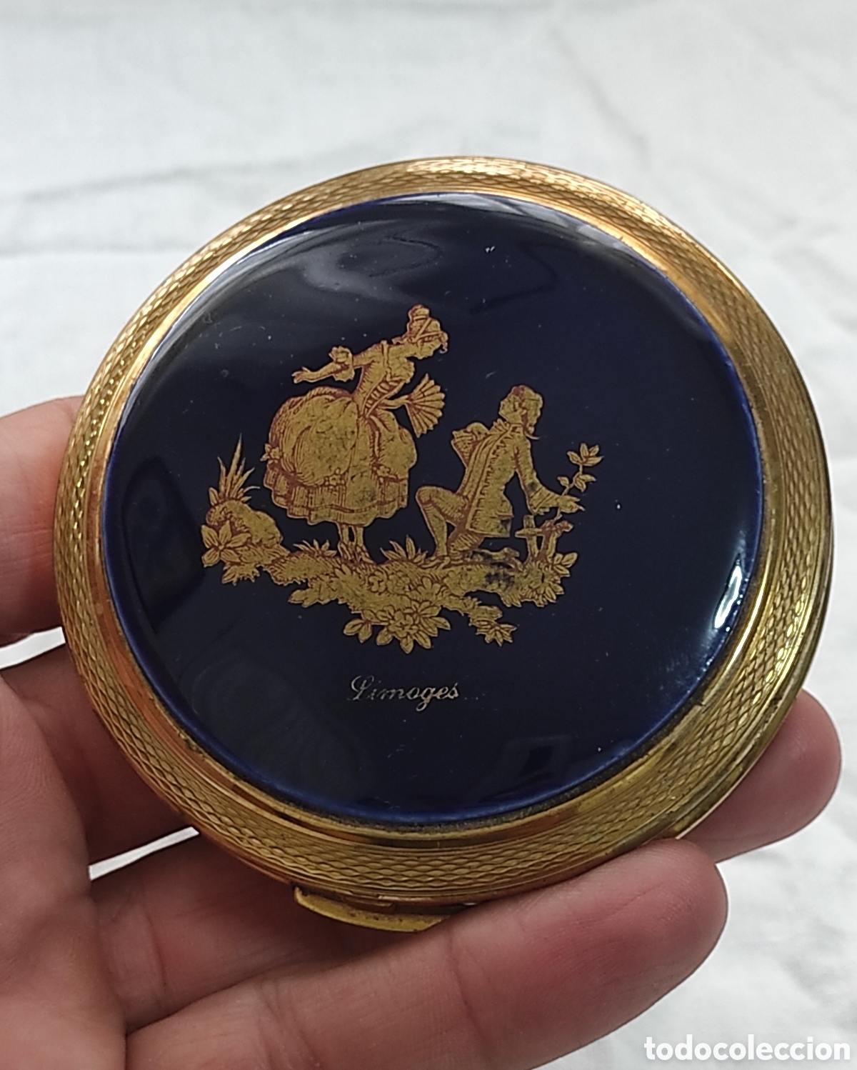 Vintage: POLVERA DE PORCELANA DE LIMOGES CON ESCENA ROM&Aacute;NTICA - AZUL COBALTO Y ORO