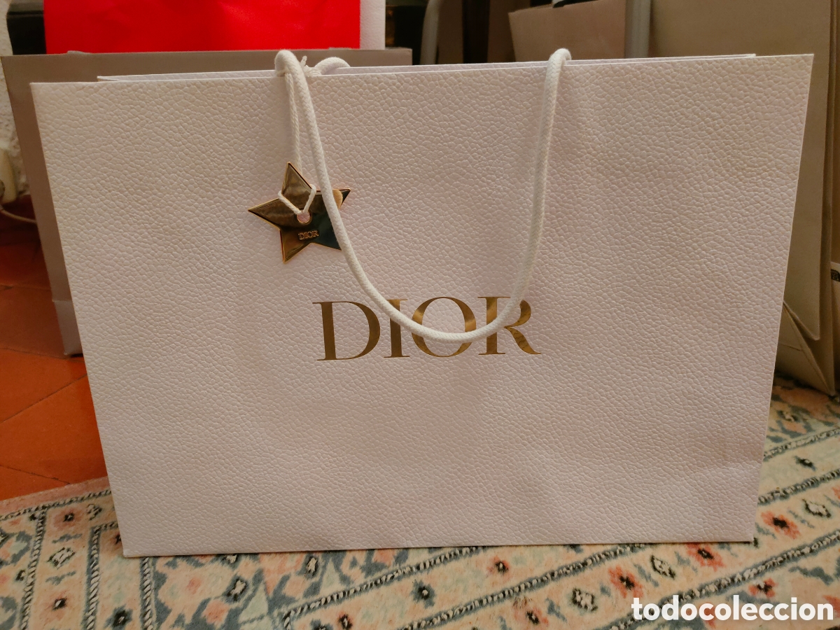 Vintage: Bolsa Dior con estrella dorada