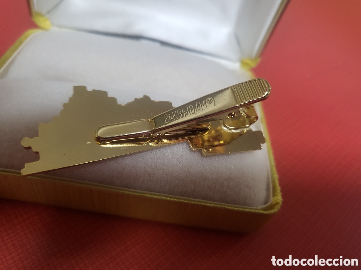 Vintage: Pisacorbatas locomotora de carb&oacute;n ba&ntilde;o de oro 24 K.