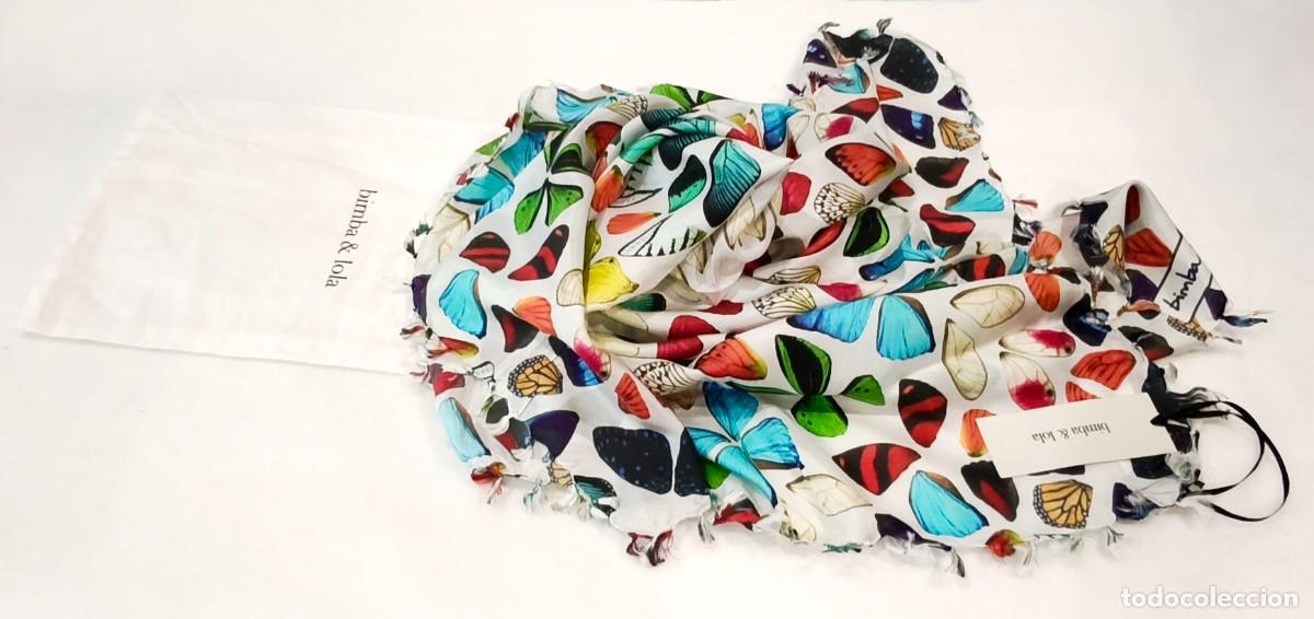 Vintage: PA&Ntilde;UELO DE SEDA CON ESTAMPADO DE ALAS DE MARIPOSA Y FLECOS DE BIMBA Y LOLA. NUEVO, CON BOLSA.