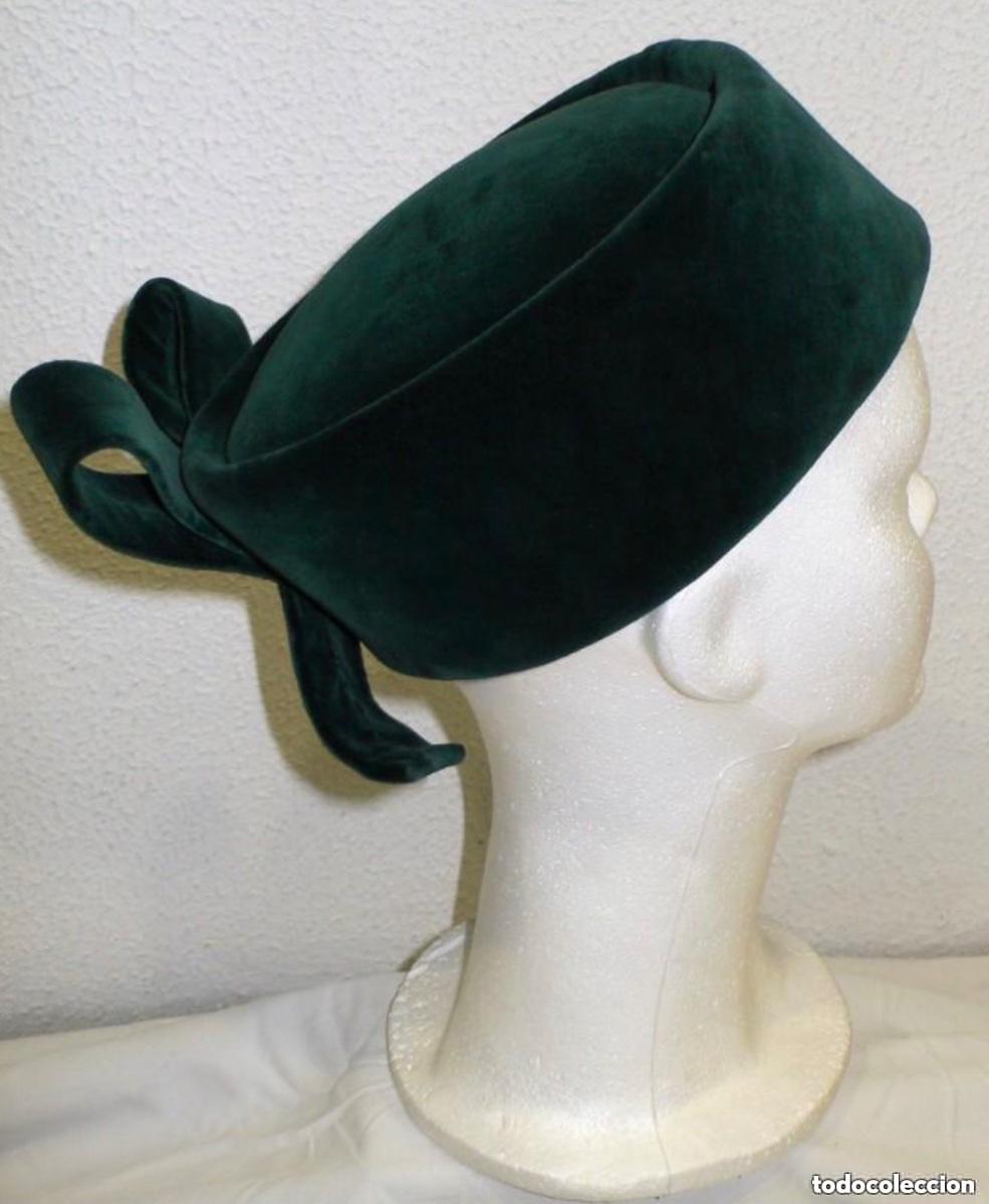 Vintage: SOMBRERO ALTA COSTURA MARTI I MART&Iacute; VERDE DE COLECCION ESTILO BALENCIAGA