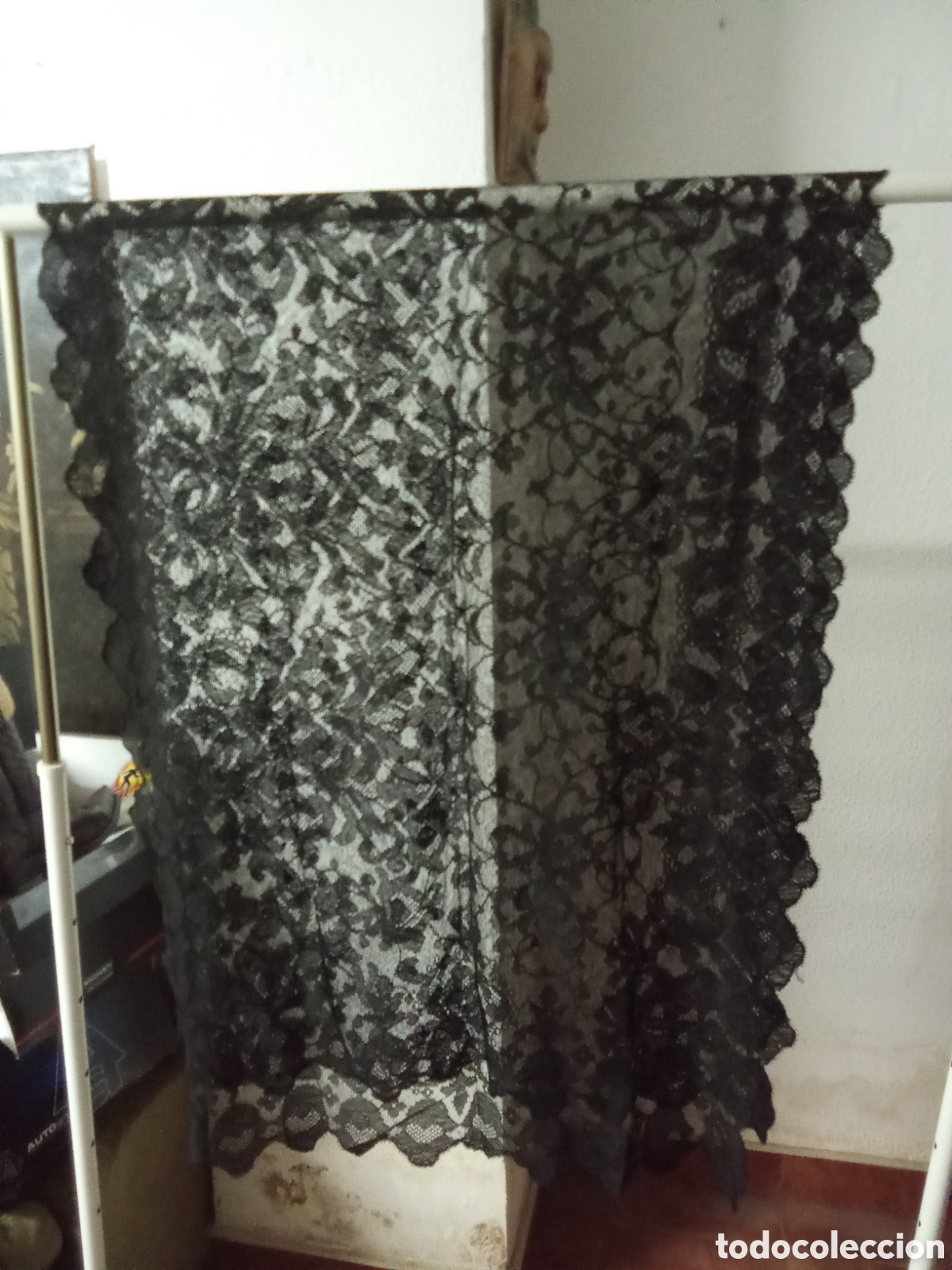 Vintage: ELEGANTE MANTILLA DE ENCAJE NEGRO