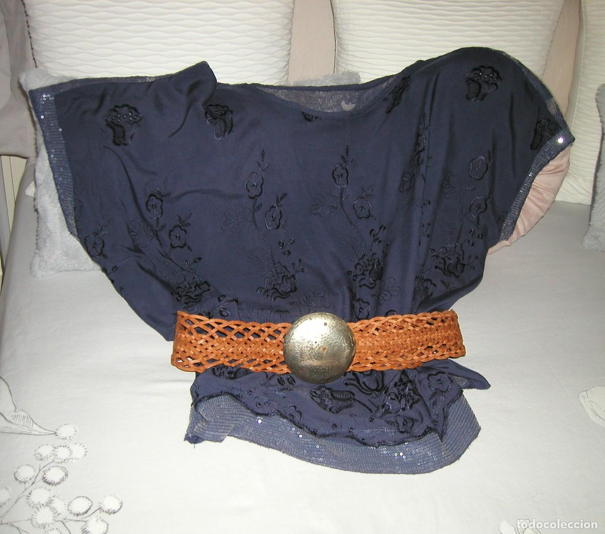 Vintage: Blusa blus&oacute;n bordada muy amplia Talla unica 48-60 Medidas de axila axila: 77 cm largo 75 cm