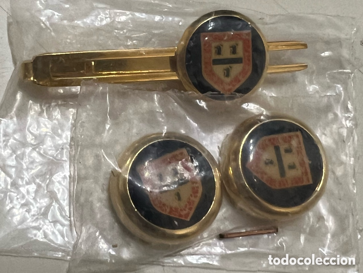 Vintage: Cubrebotones y posacorbatas. Metal dorado.