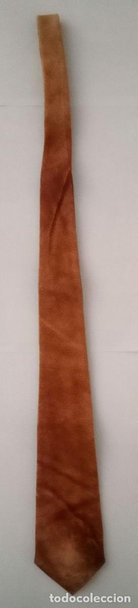 Vintage: CORBATA DE PIEL DE CABALLERO
