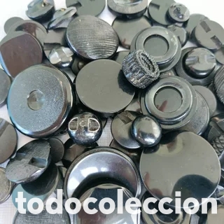 Vintage: 130 gramos de botones negros v&aacute;stago de t&uacute;nel. Modelos variados.