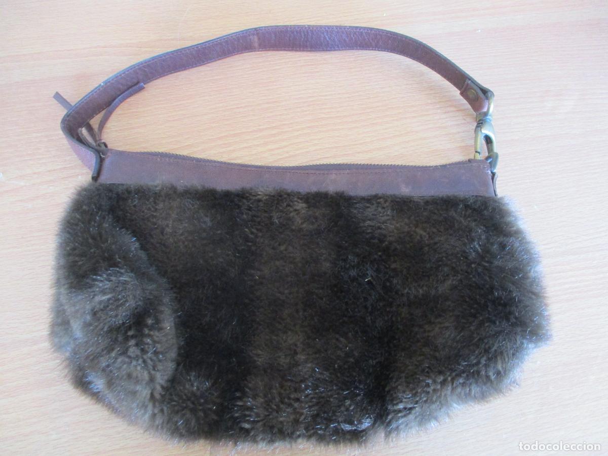 Vintage: BOLSO DE MANO CON MIDE UNOS 18 X 29 CM.- GMKN- MADE IN ITALY