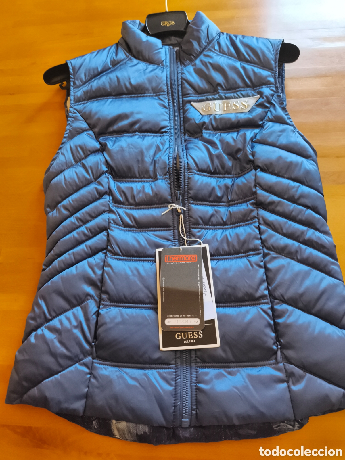Vintage: Chaleco Guess, sin estrenar - Foto 14