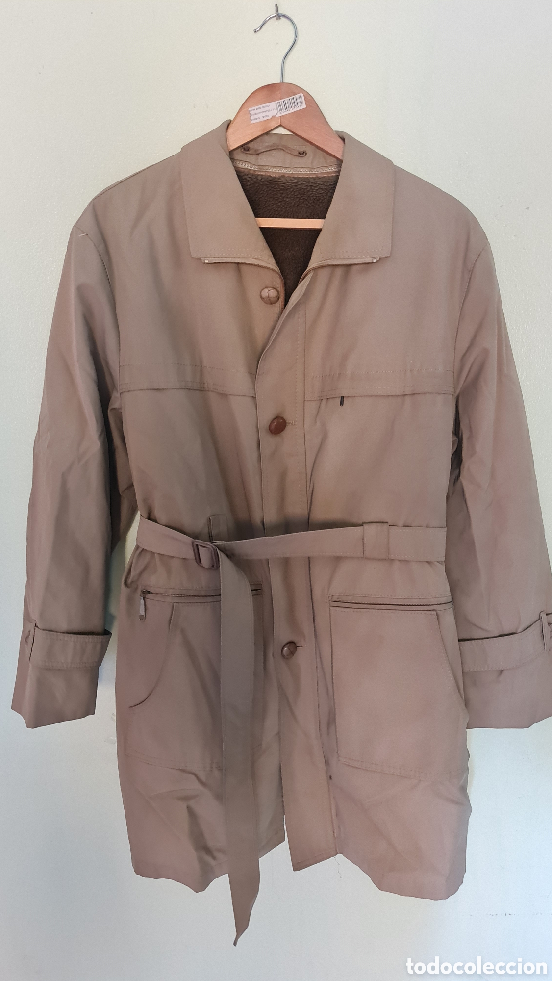 Vintage: Abrigo marron botones