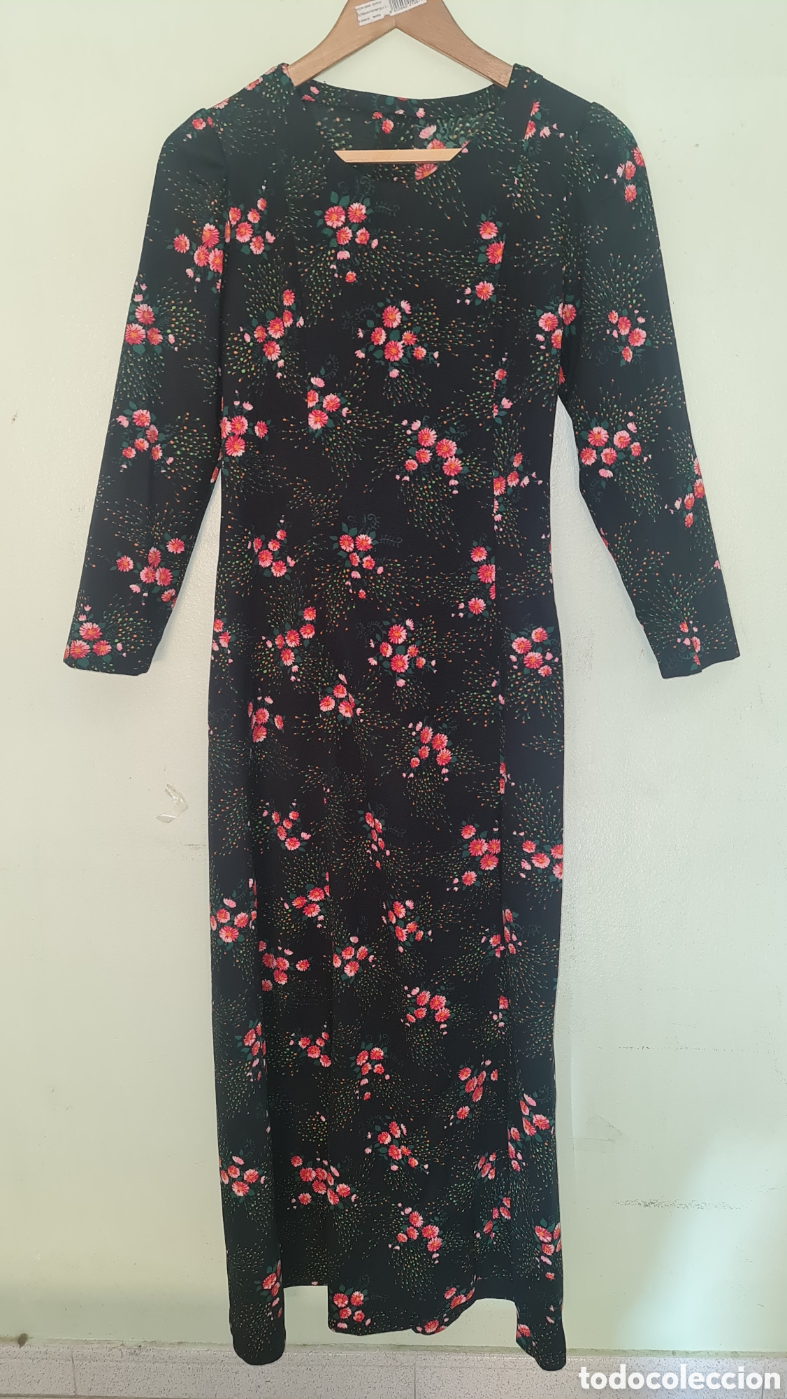Vintage: Vestido negro verde flores rosas vintage