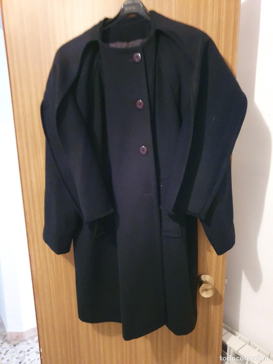 Vintage: Lote 2717. Abrigo de mujer, talla 42
