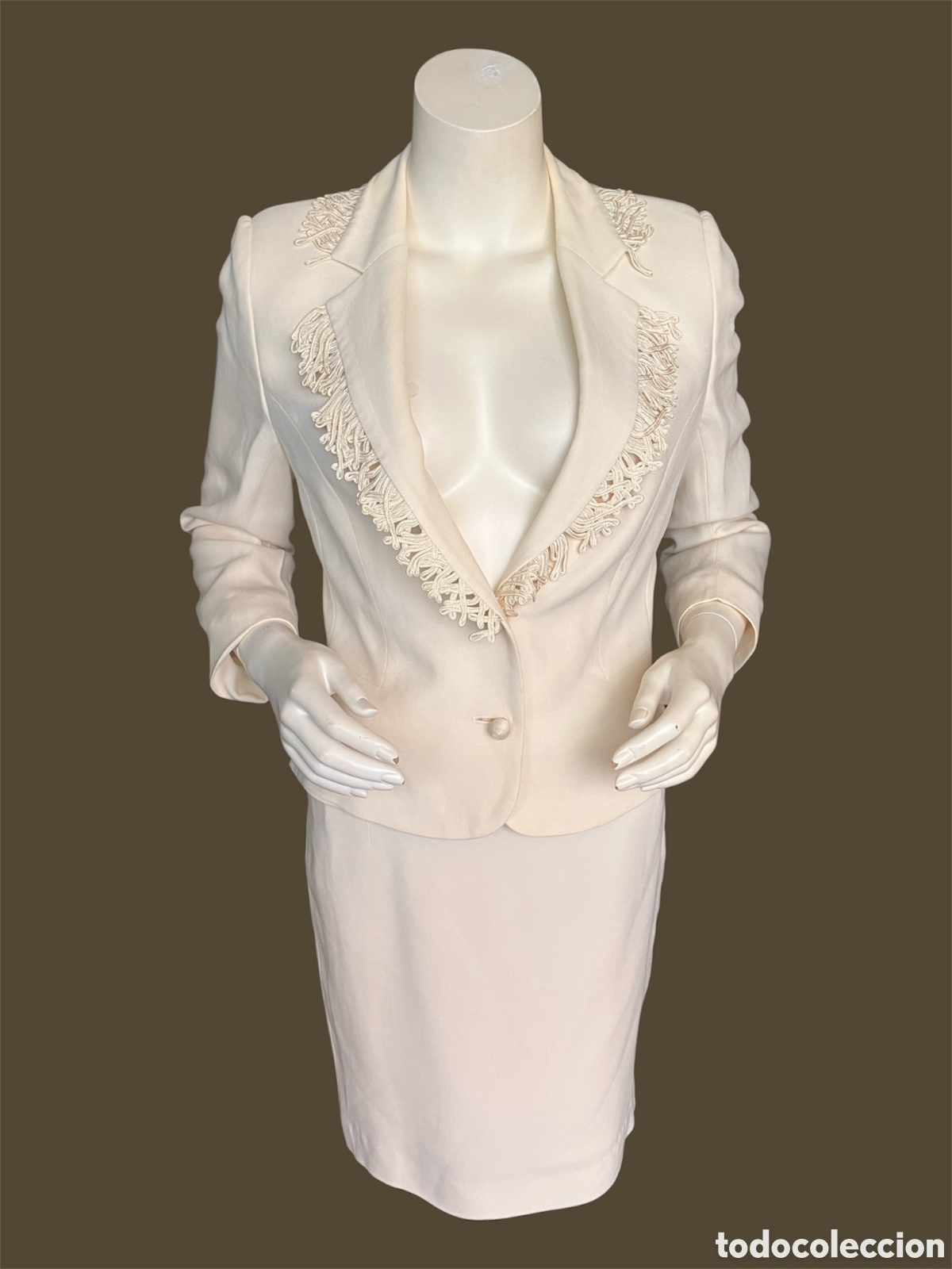 Vintage: Valentino Miss V Vintage Y2K Traje sastre falda chaqueta crema bordado - T. 40 M