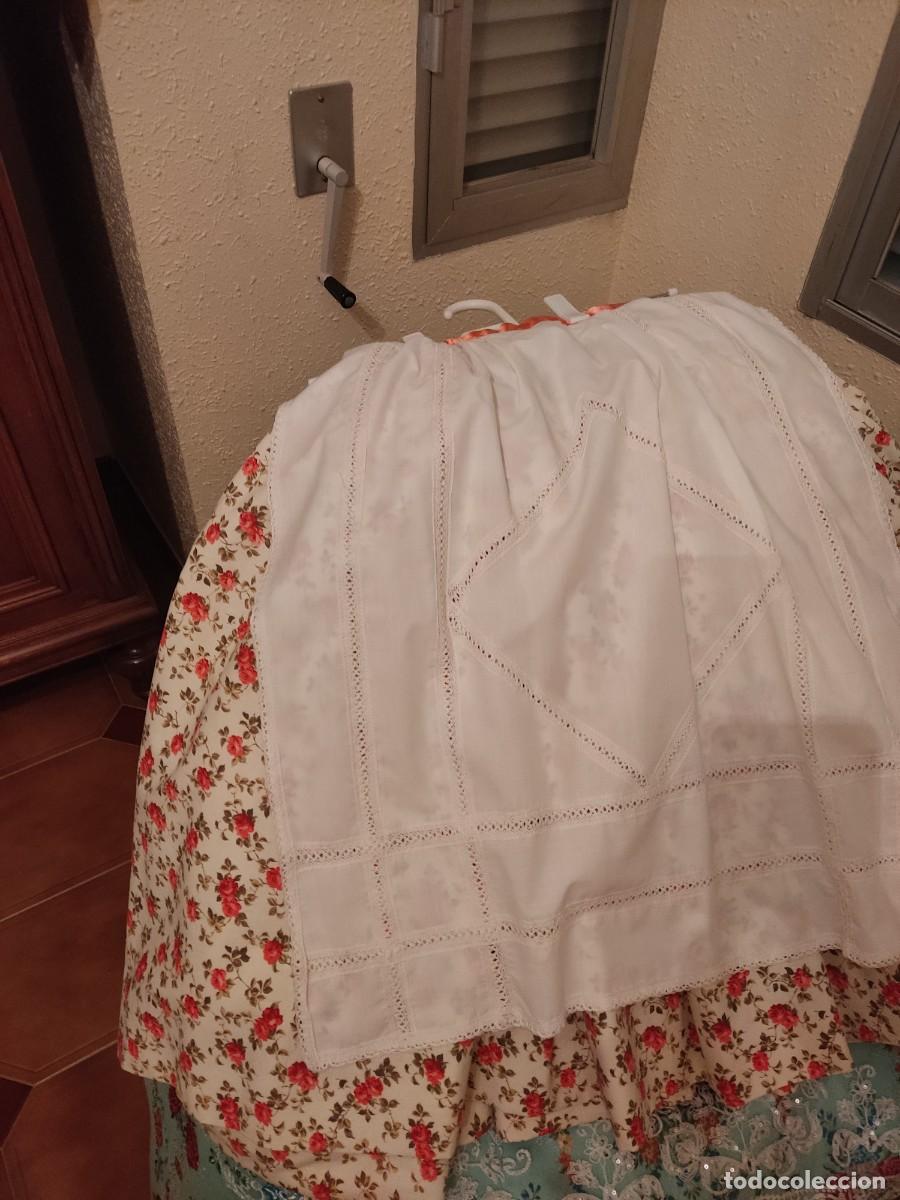 Vintage: Traje fallera ni&ntilde;a como nuevo. - Foto 3