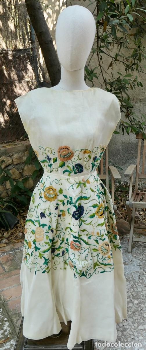 Vintage: Vestido Vintage A&ntilde;os 50 Original Bordado Floral Relieve - Estilo New Look