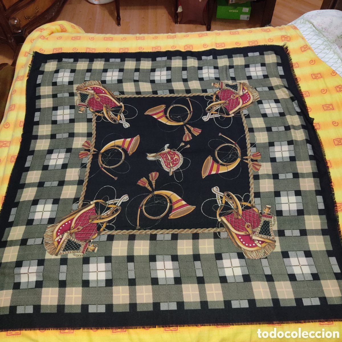 Vintage: Pa&ntilde;uelo merino grande con estampado.Made in Italy.Vintage.
