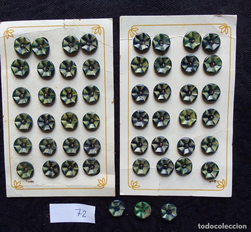 Vintage: Lote 51 botones , peque&ntilde;os, tonos verdes, de metal, vintage