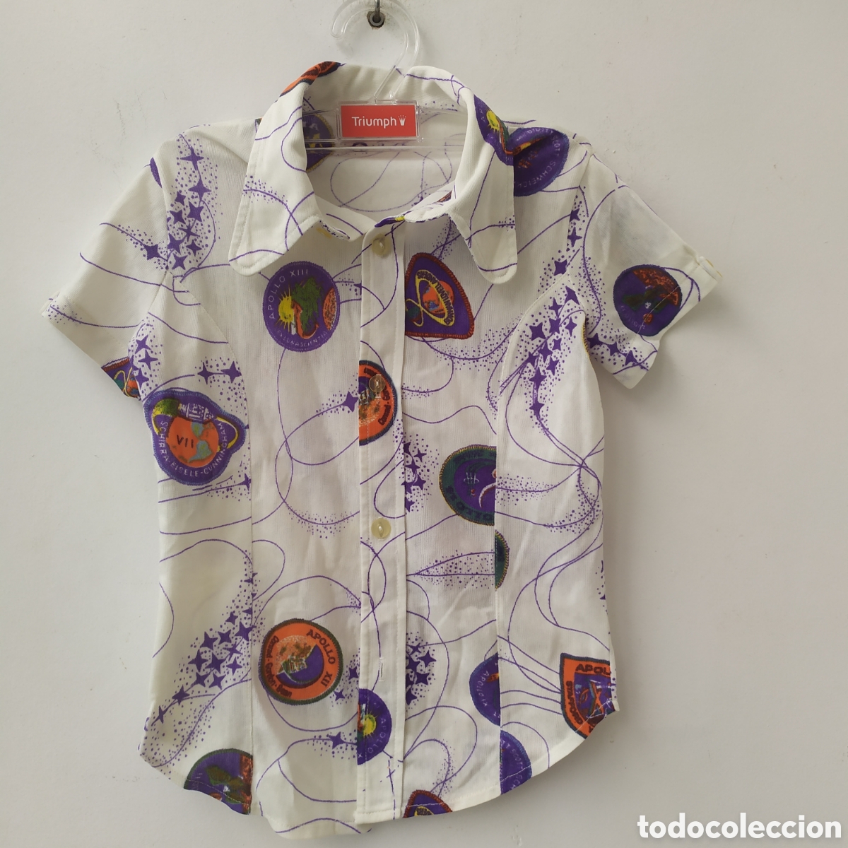 Vintage: Camisa para ni&ntilde;os vintage con motivos espaciales de la NASA. Le falta el &uacute;ltimo bot&oacute;n, por lo dem&aacute;s