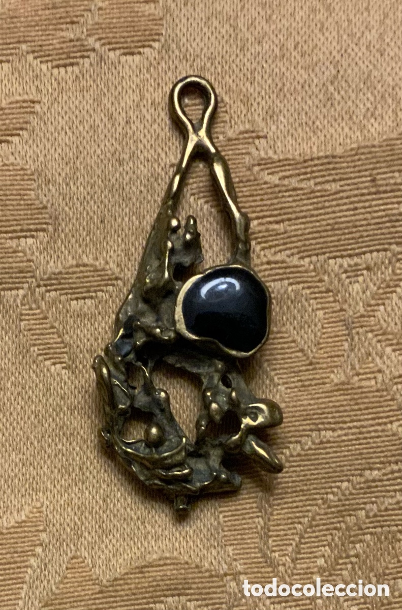 Vintage: COLGANTE DE BRONCE HECHO A MANO