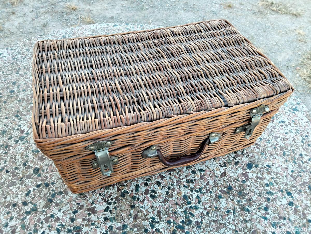 Vintage: Antigua maleta cesta de mimbre con asa rectangular 50cm a&ntilde;os 70-80 vintage picnic a&ntilde;os 50