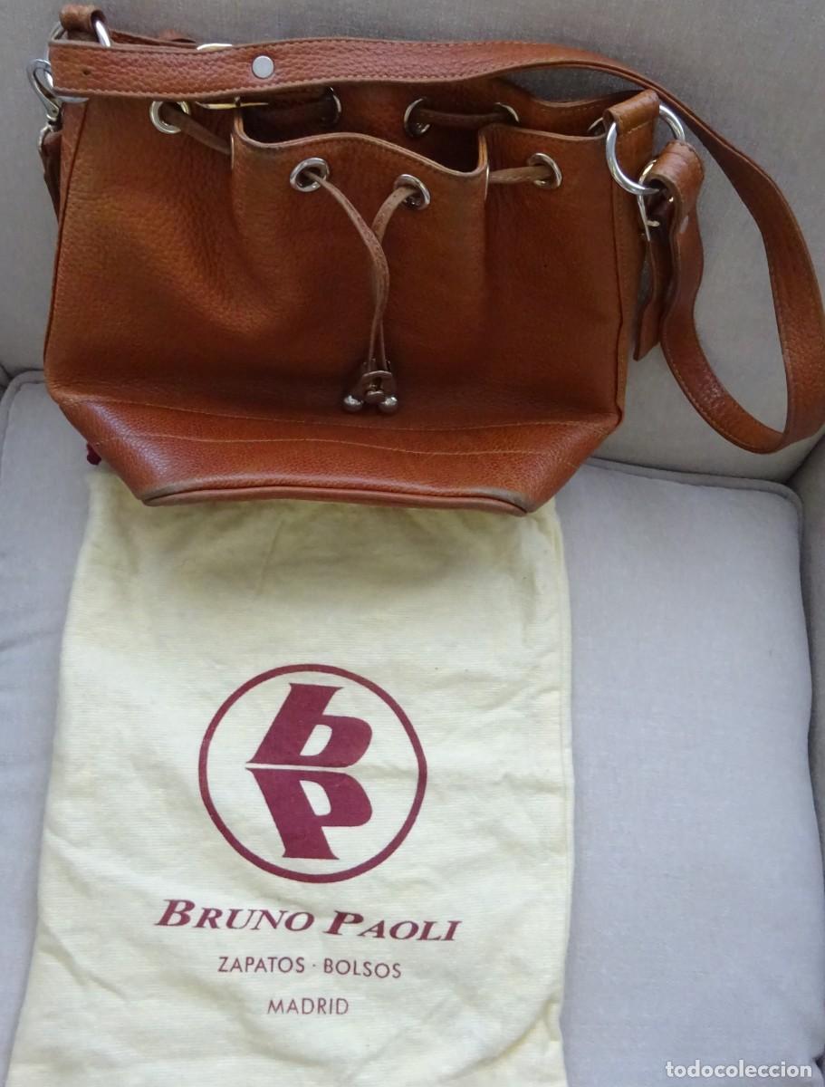 Vintage: BOLSO VINTAGE DE PIEL COLOR CAMEL TIPO CUBO, BRUNO PAOLI, A&Ntilde;OS 80