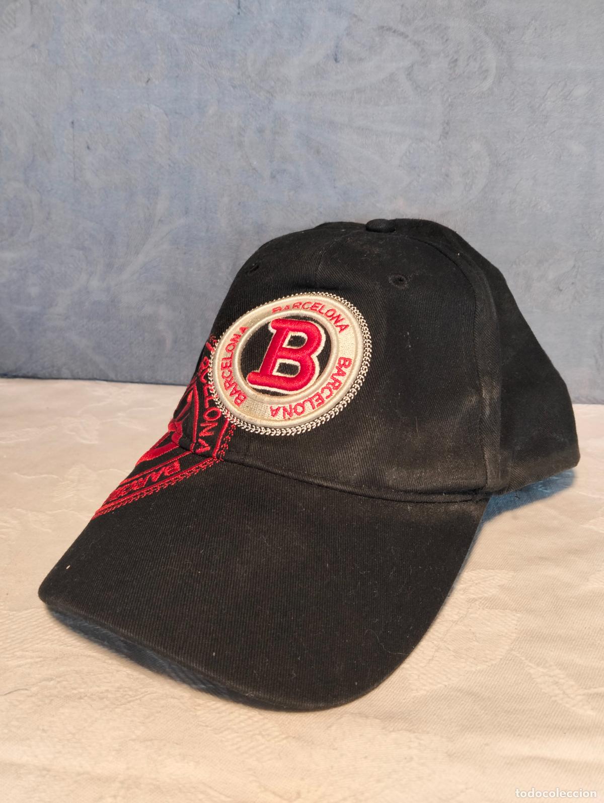 Vintage: Gorra vintage a&ntilde;os 90 negro rojo robin ruth barcelona