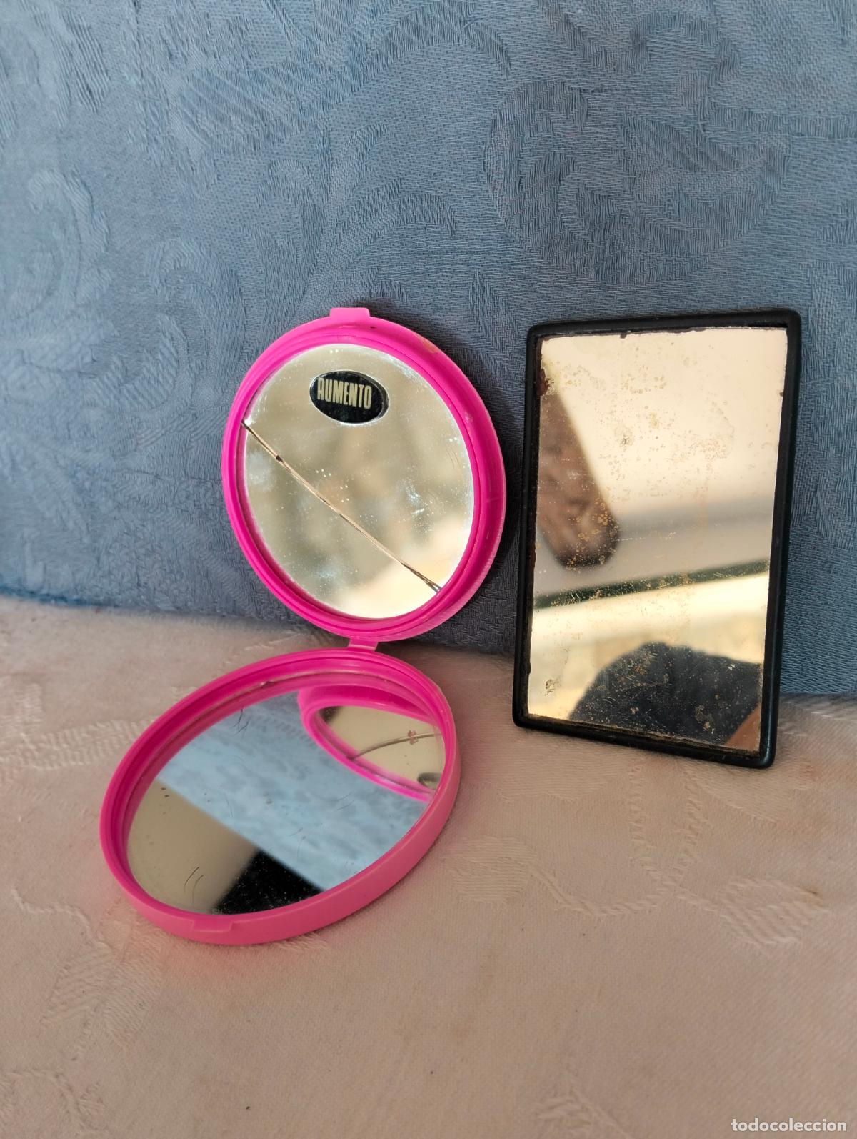 Vintage: Pareja de espejos peque&ntilde;os de mano bolso espejitos vintage rosa y negro uno roto plegable
