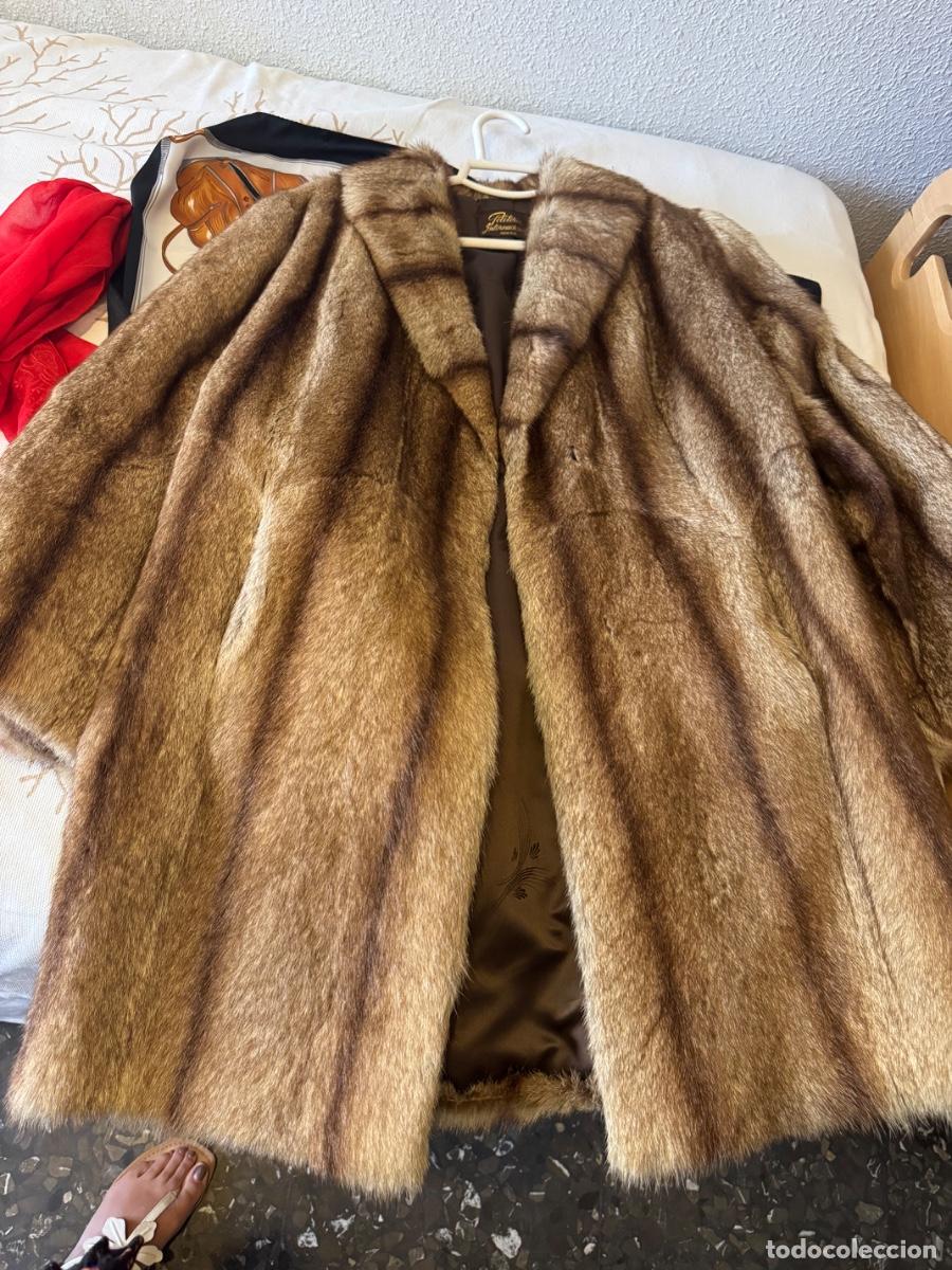 Vintage: Abrigo de lomos de vis&oacute;n/marta natural &bull; Peleter&iacute;a Internacional Madrid &bull; Excelente estado