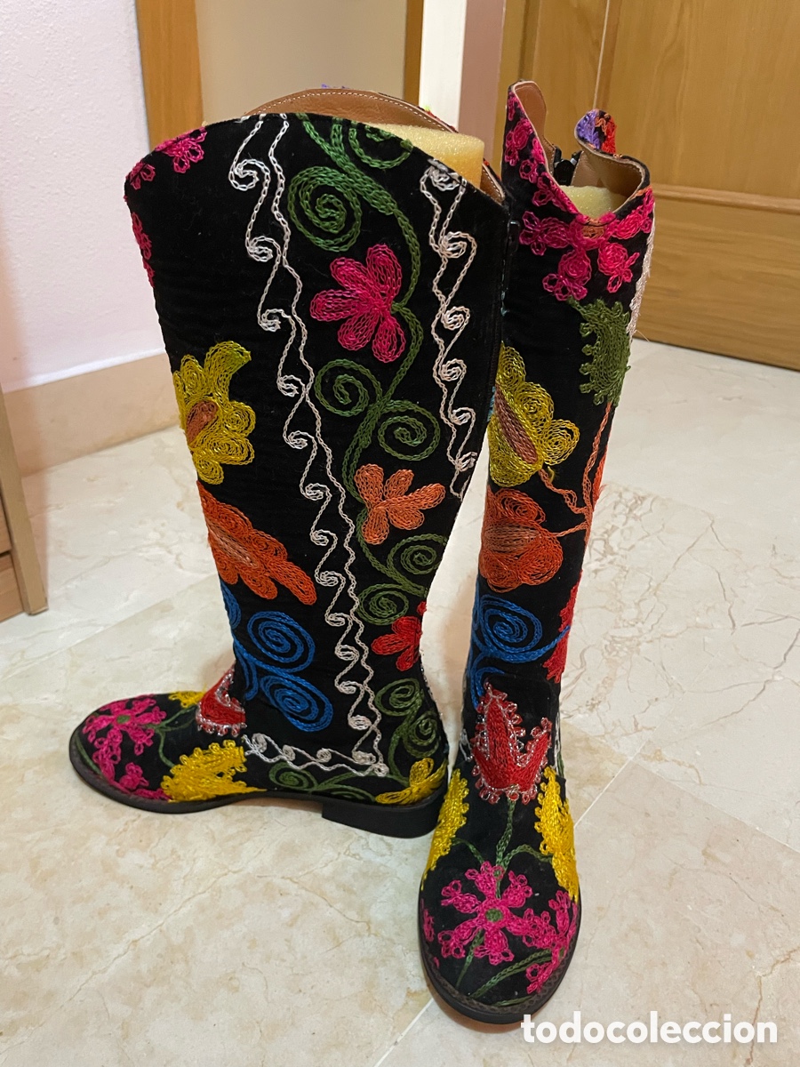 Vintage: Botas vintage bordadas a mano