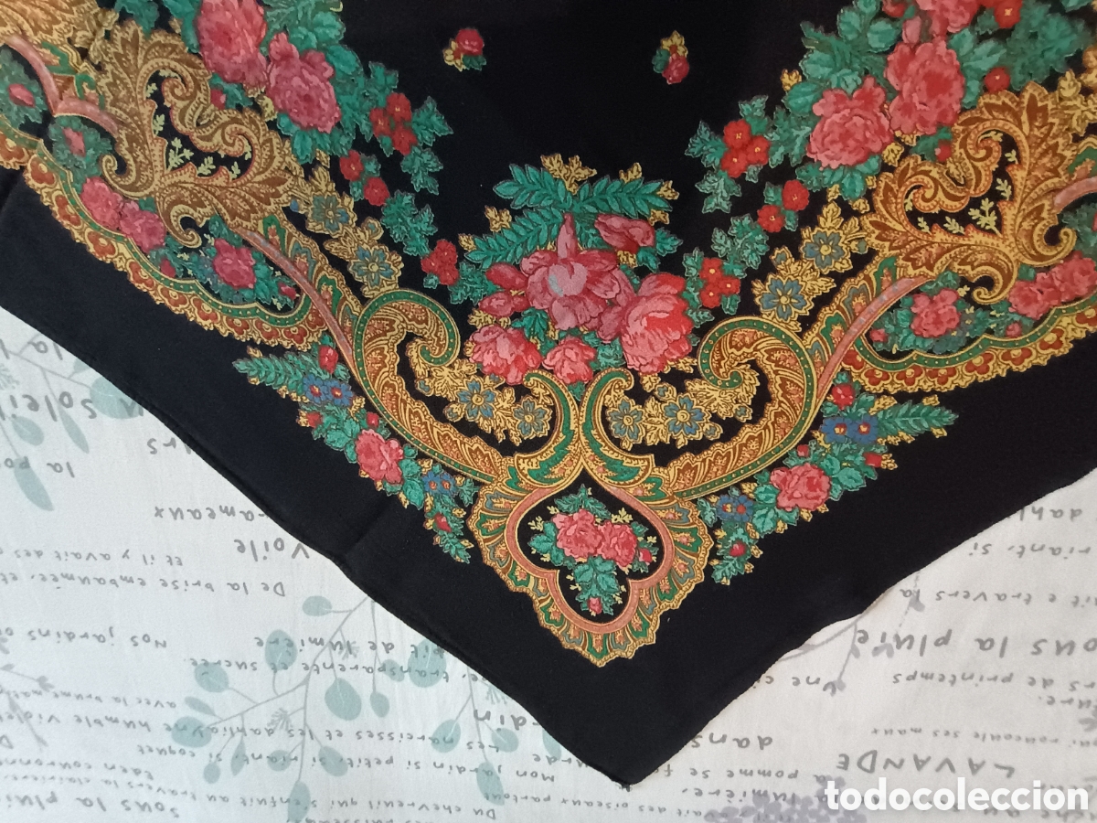 Vintage: Pa&ntilde;uelo t&iacute;pico portugu&eacute;s negro