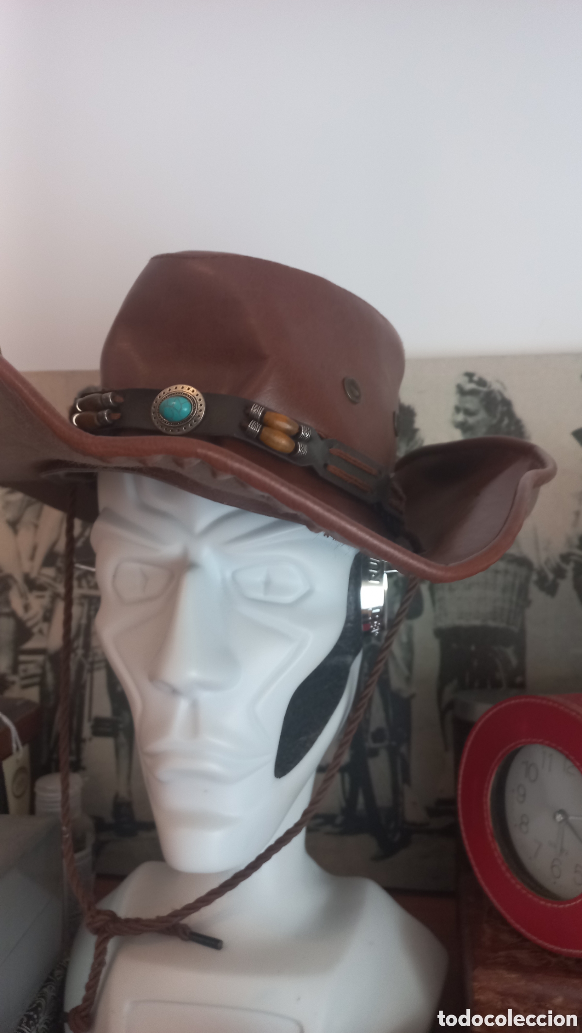 Vintage: Sombrero vaquero vintage color marr&oacute;n de polipiel