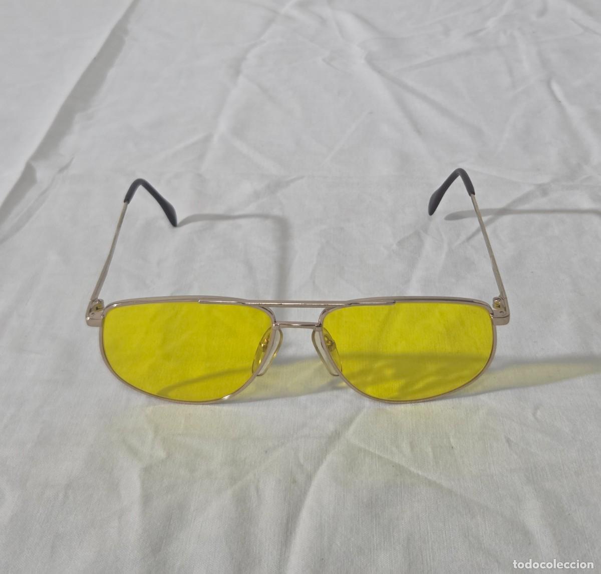 Vintage: Gafas de sol, montura ba&ntilde;o de oro