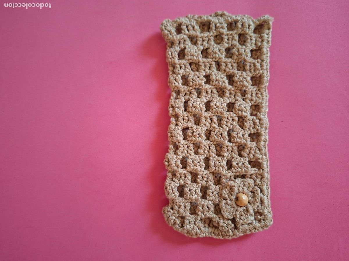 Vintage: Funda de gafas tejido a CROCHET. Color beige