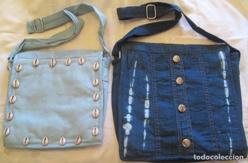 Vintage: Pareja de bolsos bandoleras en tela vaquera.