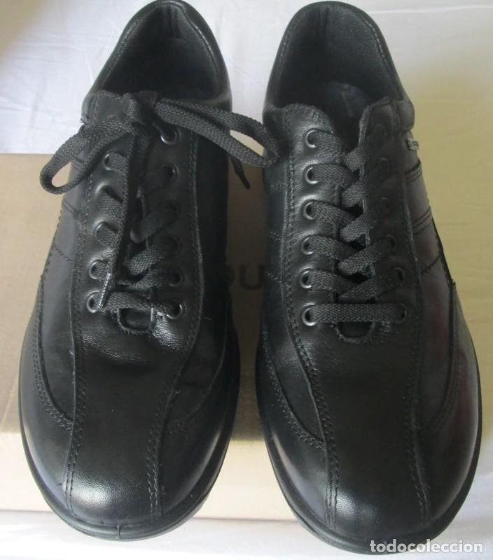 Vintage: Zapatillas deportivas en color negro marca IMAC supercomfort, para hombre, del n&ordm; 40.