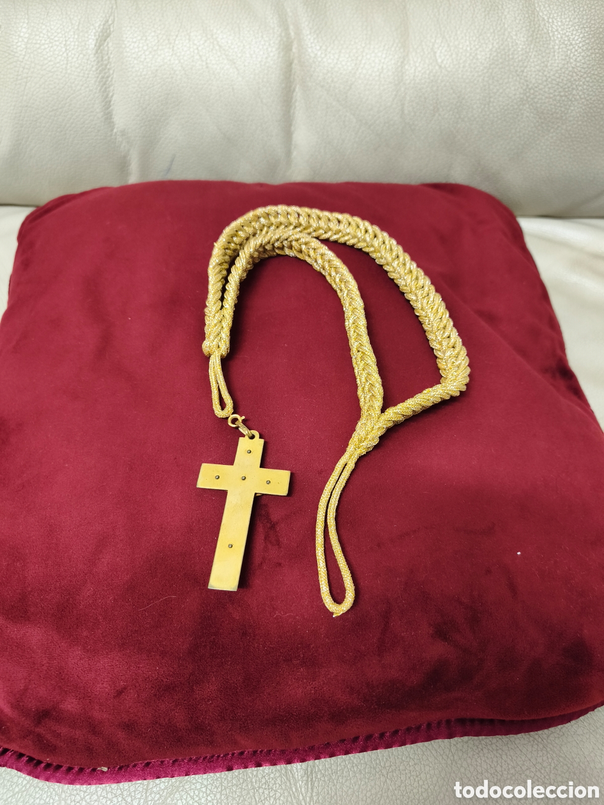 Vintage: Cinta de Primera Comuni&oacute;n con cruz de metal. - Foto 2