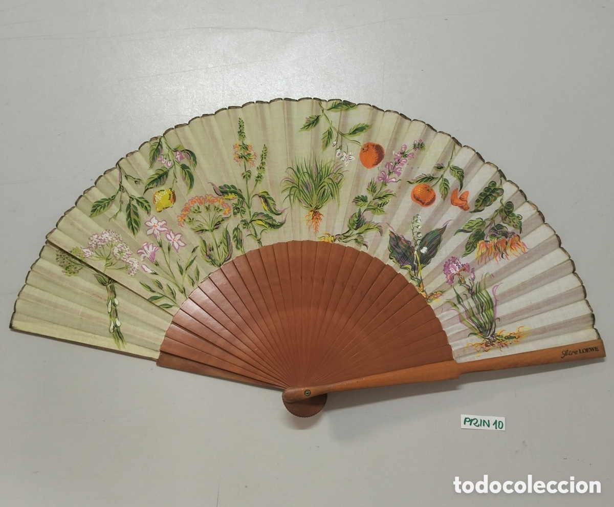 Vintage: abanico de mano LOEWE