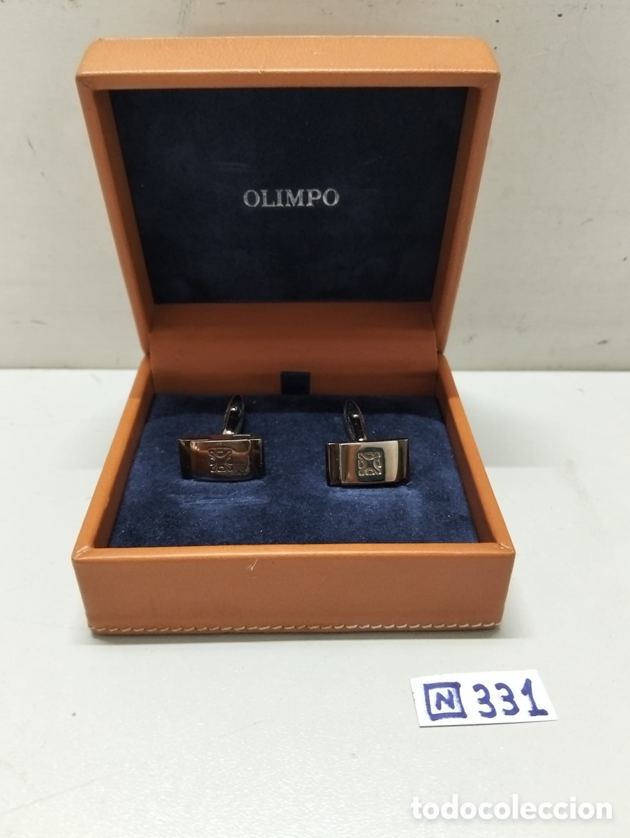 Vintage: gemelos met&aacute;licos de la marca Olimpo