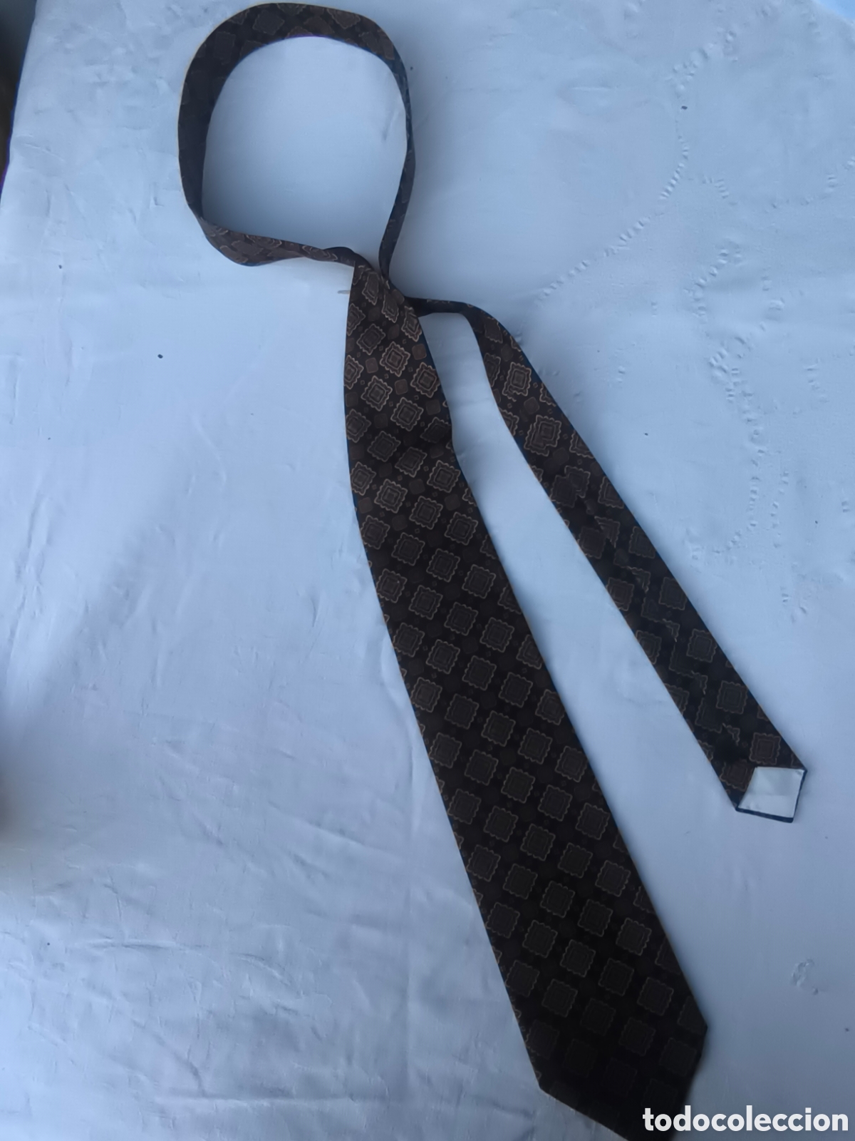 Vintage: Corbata negra geometr&iacute;a 100% poli&eacute;ster