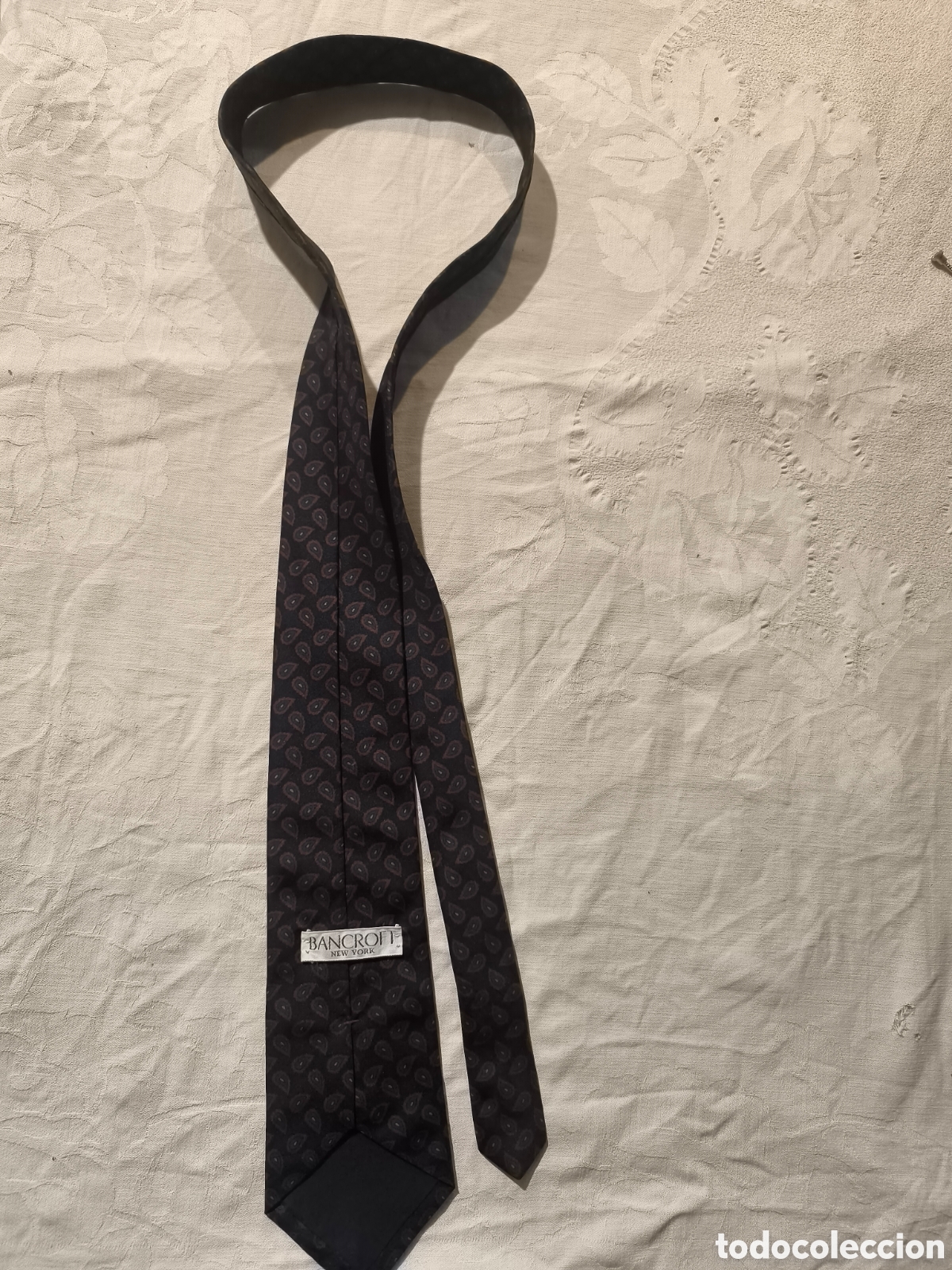 Vintage: Corbata Bancroft New York paisley azul marino 100% seda vintage USA elegante