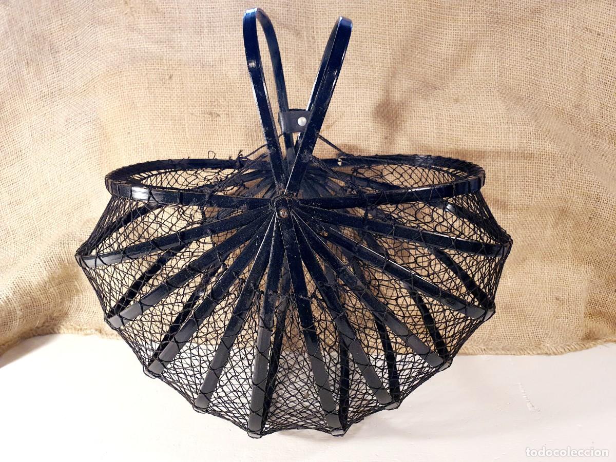 Vintage: Cesta japonesa de bamb&uacute;, a&ntilde;os 60. - Foto 2