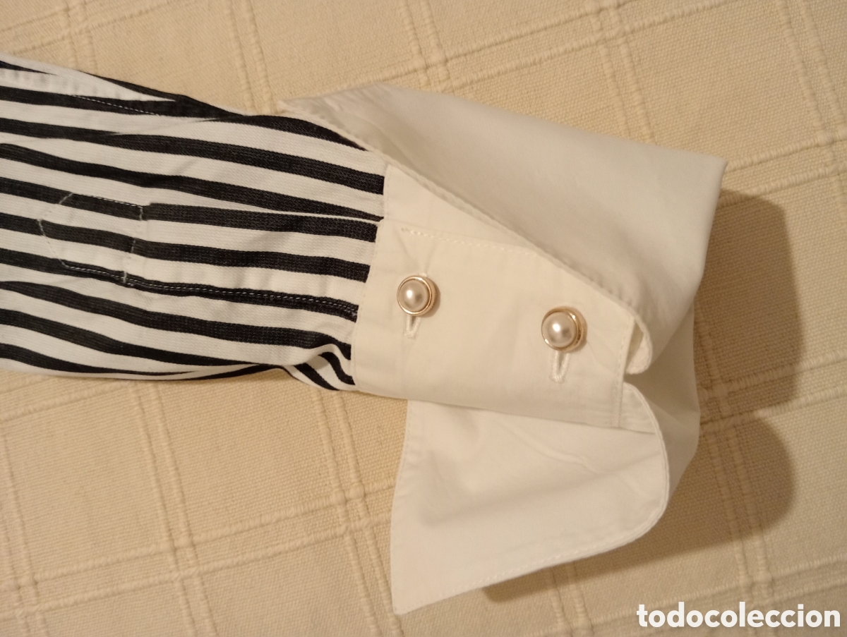 Vintage: Camisa Carolina Herrera CH original talla 6 - Rayas blanco y negro, cuello y pu&ntilde;os blancos con boton