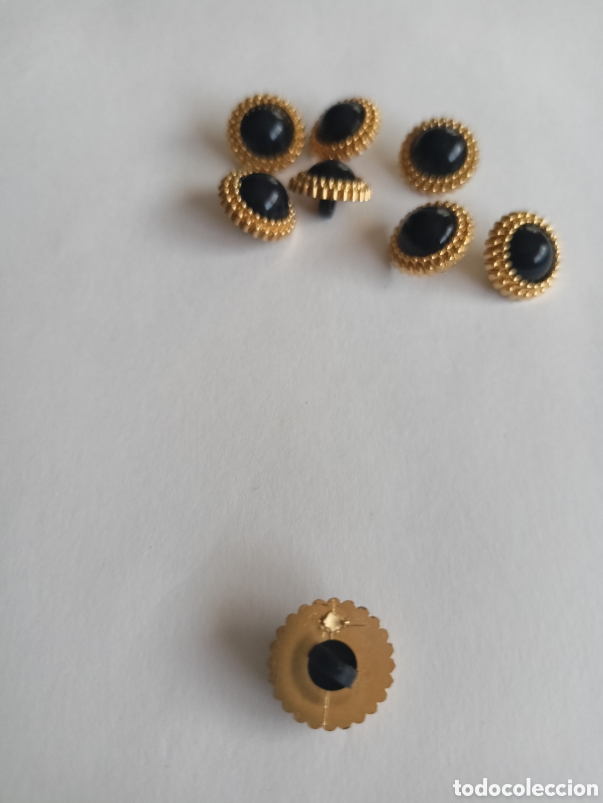 Vintage: 8 botones dorados y negro - Foto 3